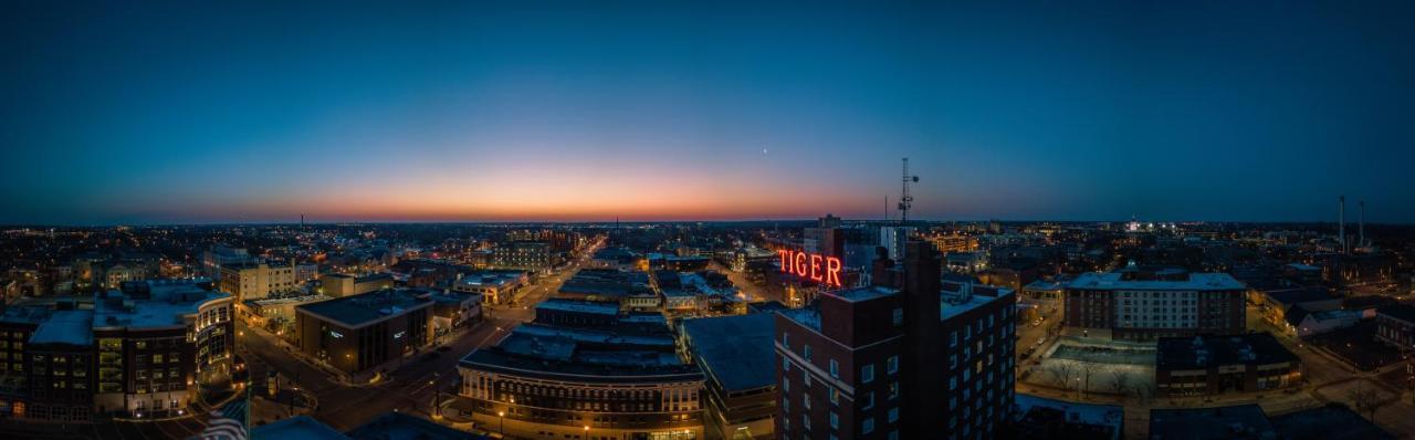 Voco The Tiger Hotel, Columbia, Mo By Ihg Екстер'єр фото