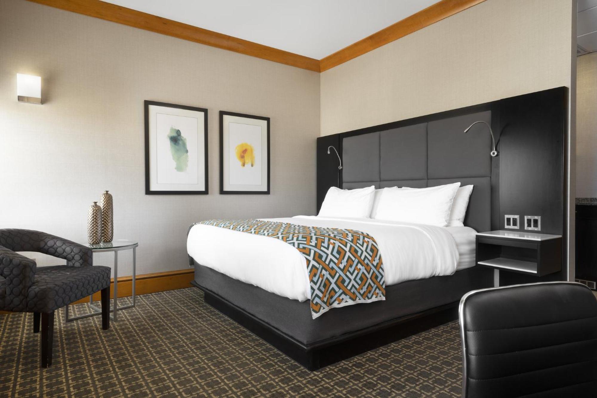 Voco The Tiger Hotel, Columbia, Mo By Ihg Екстер'єр фото