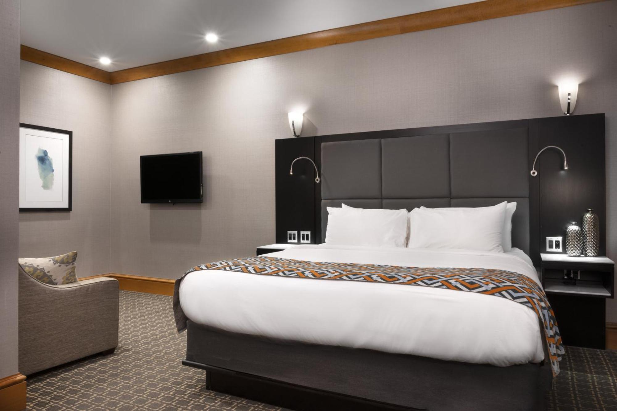 Voco The Tiger Hotel, Columbia, Mo By Ihg Екстер'єр фото