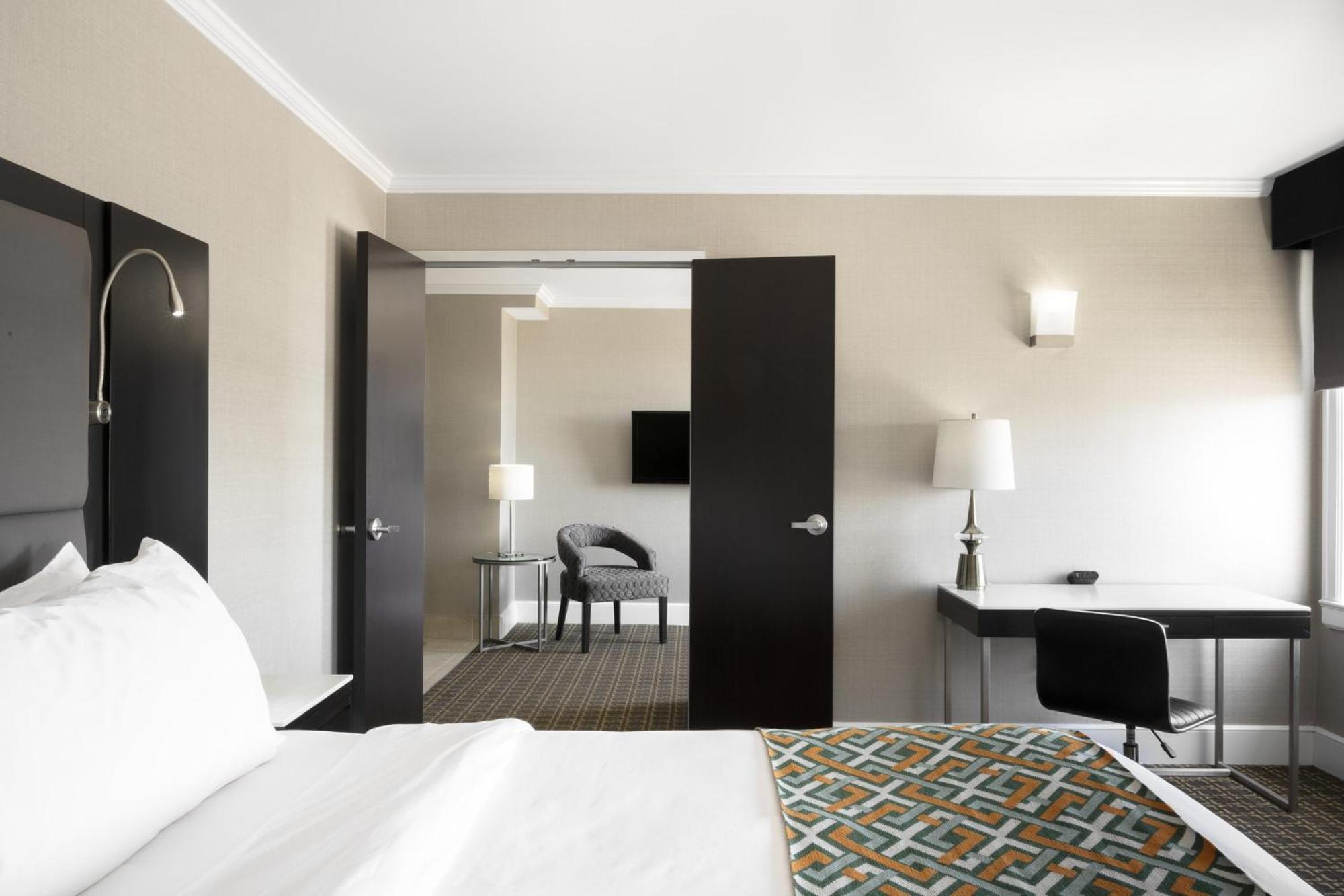 Voco The Tiger Hotel, Columbia, Mo By Ihg Екстер'єр фото